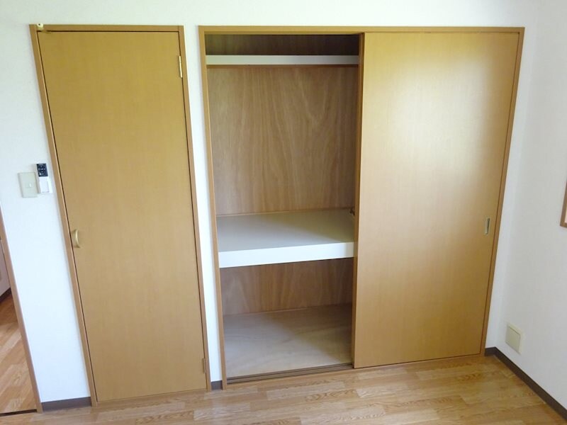 サープラス柳の物件内観写真