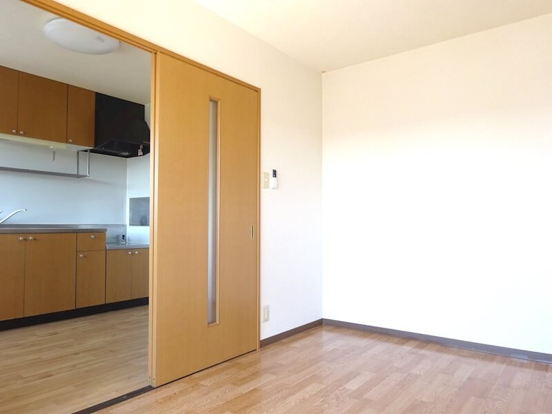 サープラス柳の物件内観写真