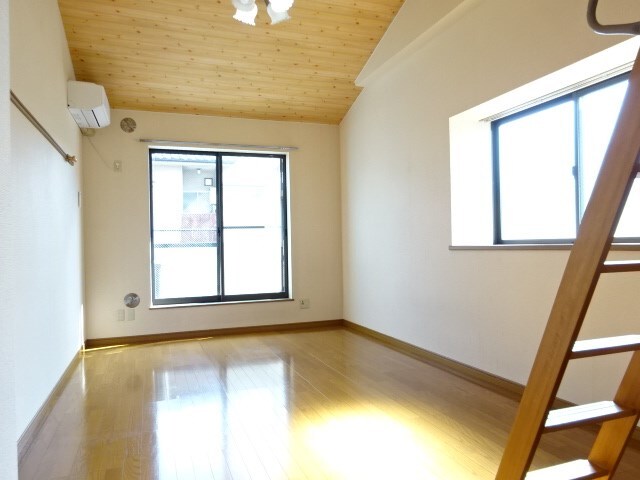 ミレニアム常入の物件内観写真