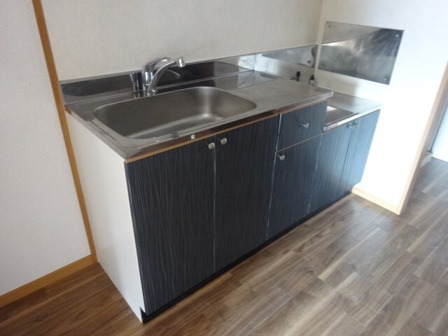 サープラスHIROの物件内観写真