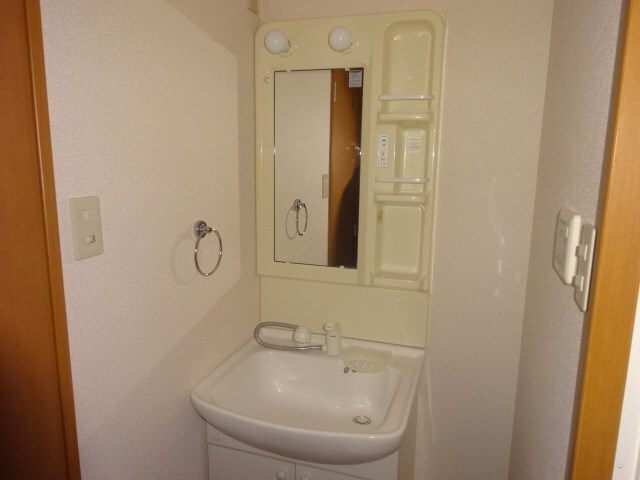 サープラスHIROの物件内観写真