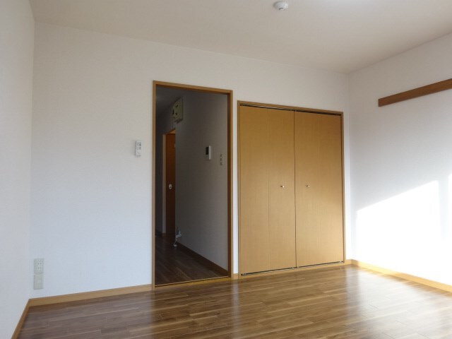 サープラスHIROの物件内観写真