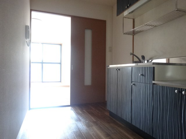 サープラスHIROの物件内観写真