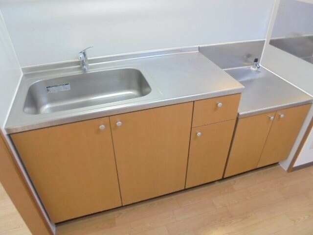 サープラスS・Kの物件内観写真