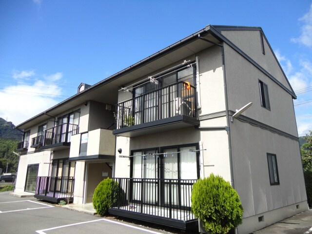 スタジアムハイツの物件外観写真