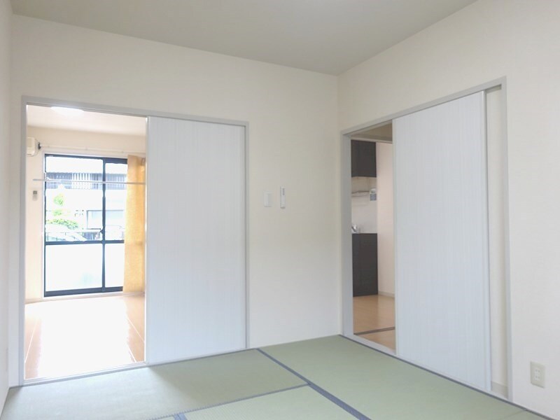 グランドディアスＣ棟の物件内観写真