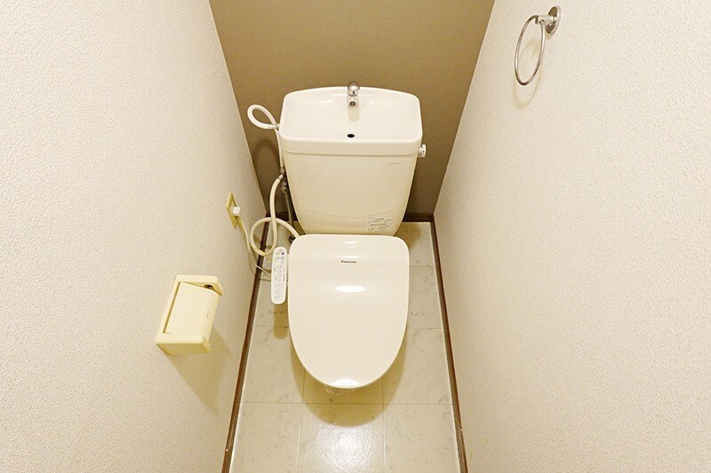 サープラス　トゥー　リュミエールの物件内観写真