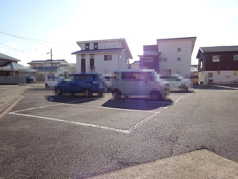 サープラス　トゥー　リュミエールの物件内観写真