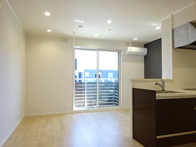 シャン・カマラードＦ棟の物件内観写真