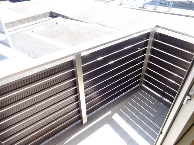 シャン・カマラードＦ棟の物件内観写真