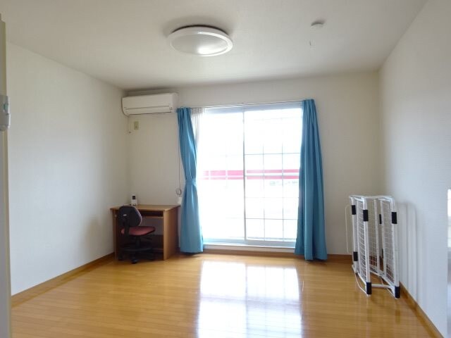 グリンイーストの物件内観写真