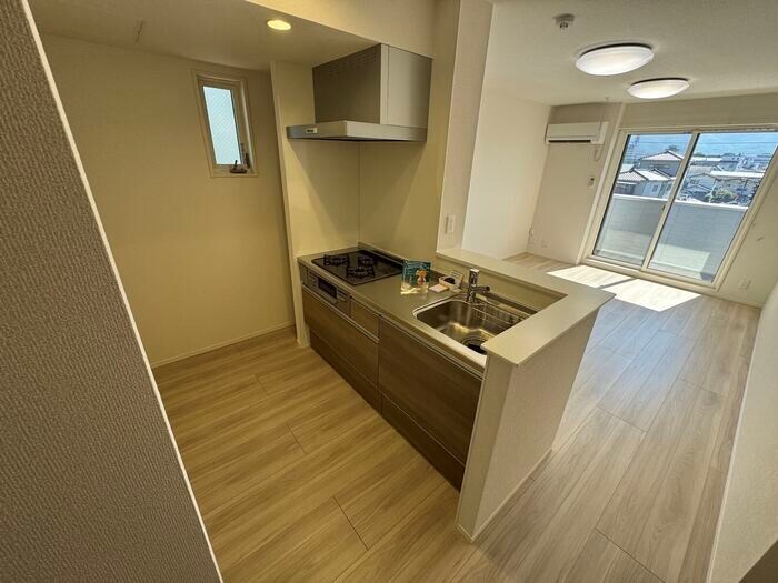 トリシア八幡の物件内観写真