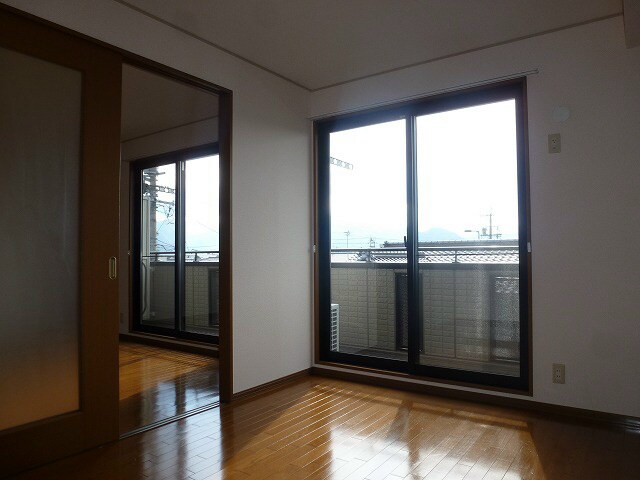 グランコスモ竹内の物件内観写真