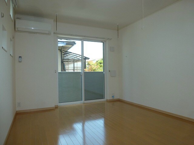 シャロル若里の物件内観写真