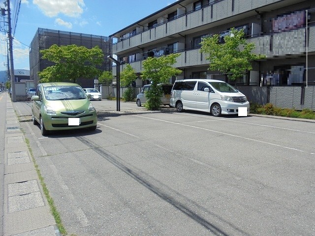 ハイカムール・城の物件内観写真