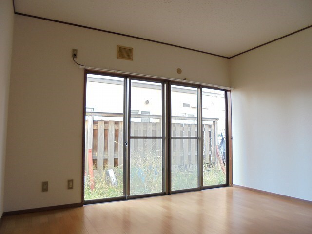 タウンハウス赤沼の物件内観写真