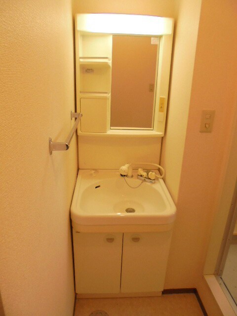 三才パレスAの物件内観写真