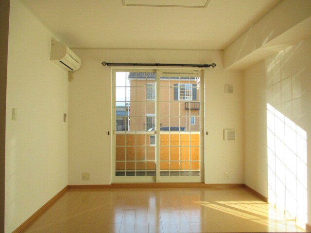 メルティー・アイIIＢ棟の物件内観写真