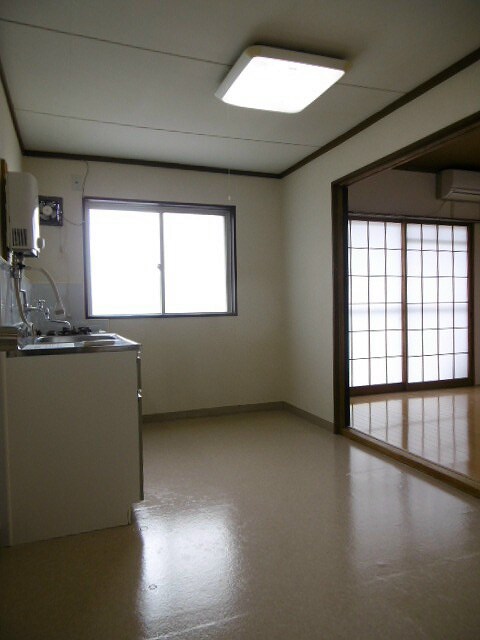 本郷駅 徒歩6分 2階の物件内観写真