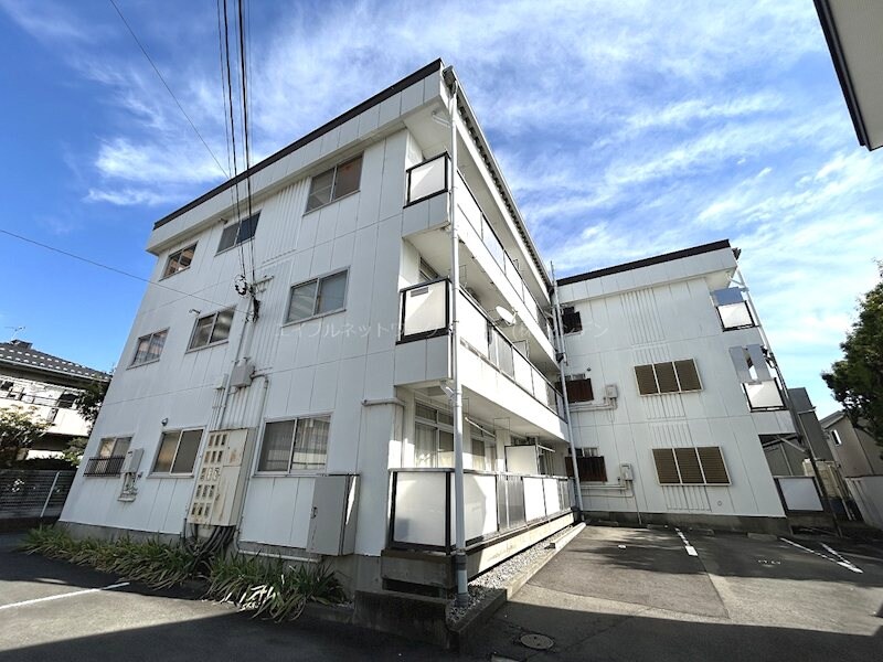 ヤングハイツの物件外観写真