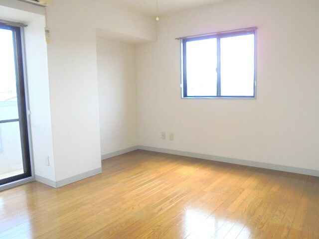 レヂデンス・ナガノの物件内観写真