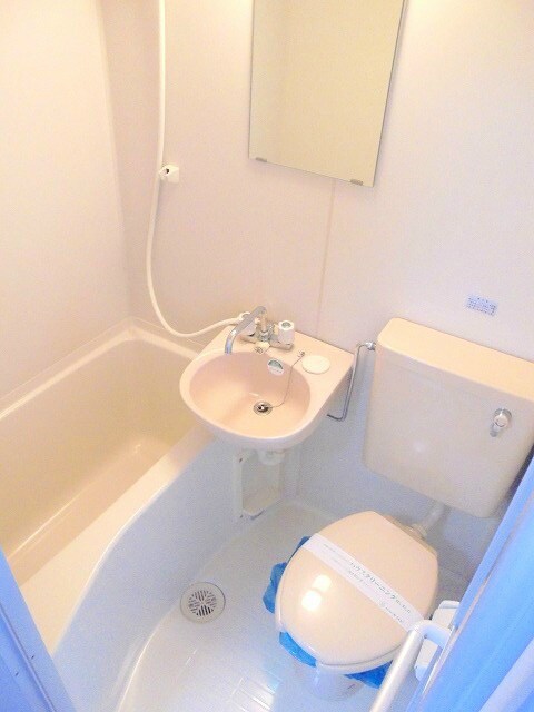 レヂデンス・ナガノの物件内観写真