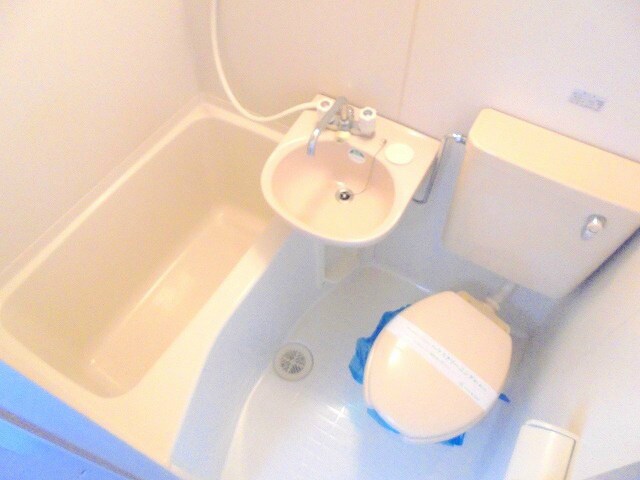 レヂデンス・ナガノの物件内観写真