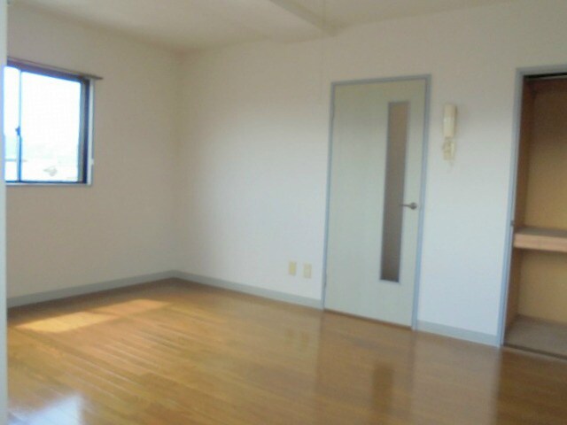 レヂデンス・ナガノの物件内観写真