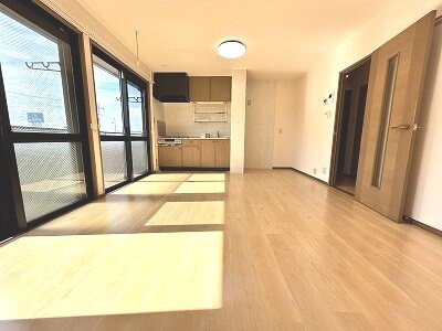 フェニックス・ＳＩＢの物件内観写真