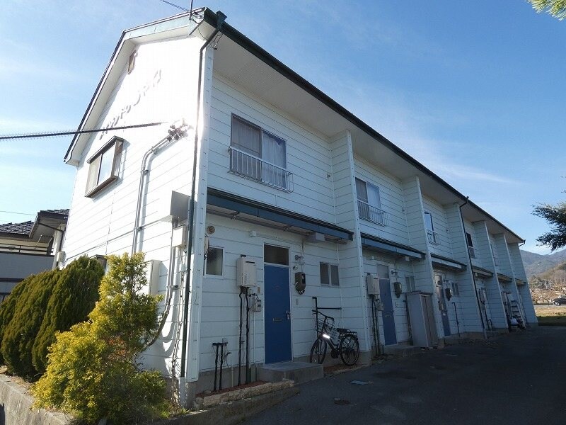 メイゾンドゥあやねの物件外観写真