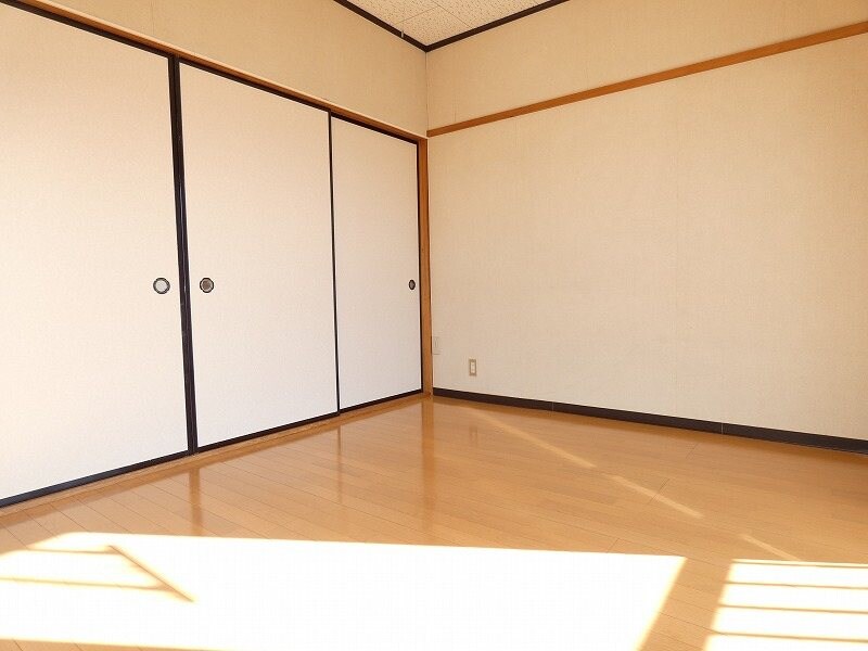 メイゾンドゥあやねの物件内観写真