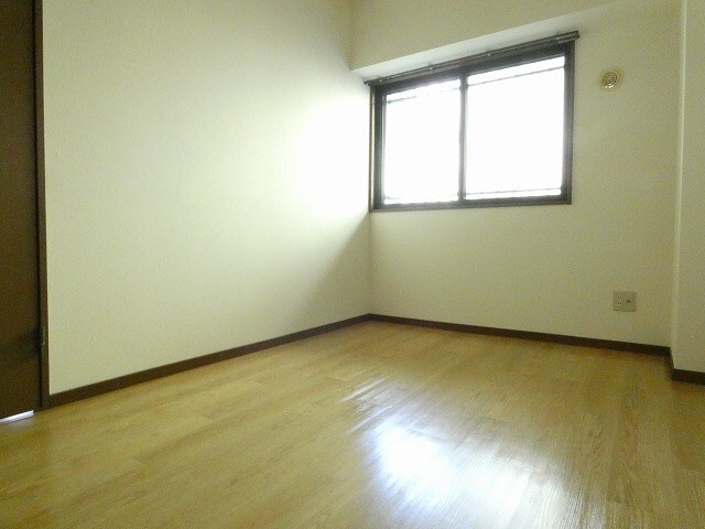 エステートマンション見晴の物件内観写真