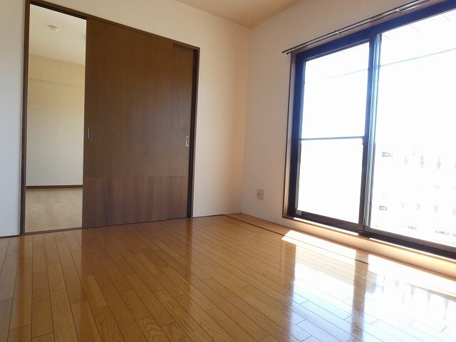 エステートマンション見晴の物件内観写真