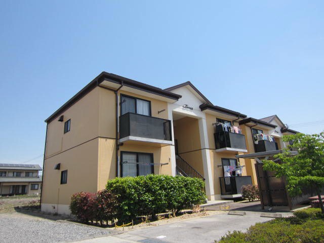 シェソワセレーノＣの物件外観写真