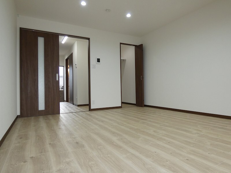 ラフィネ新井の物件内観写真