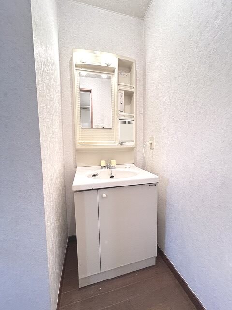 リビアン川中島の物件内観写真