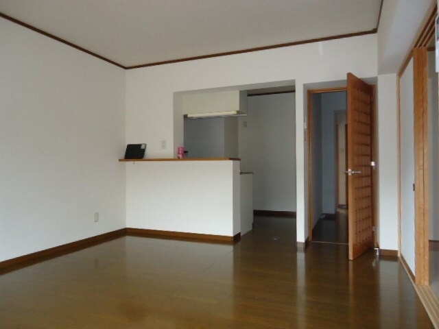 リビアン川中島の物件内観写真