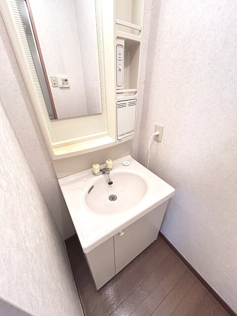 リビアン川中島の物件内観写真