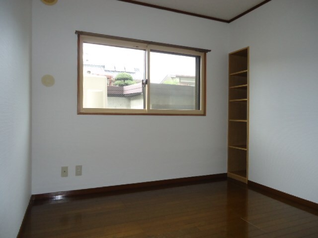 リビアン川中島の物件内観写真