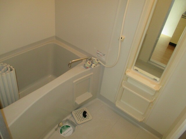 ファミール広田Ａ棟の物件内観写真