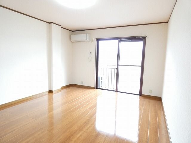 オリンピア原の物件内観写真