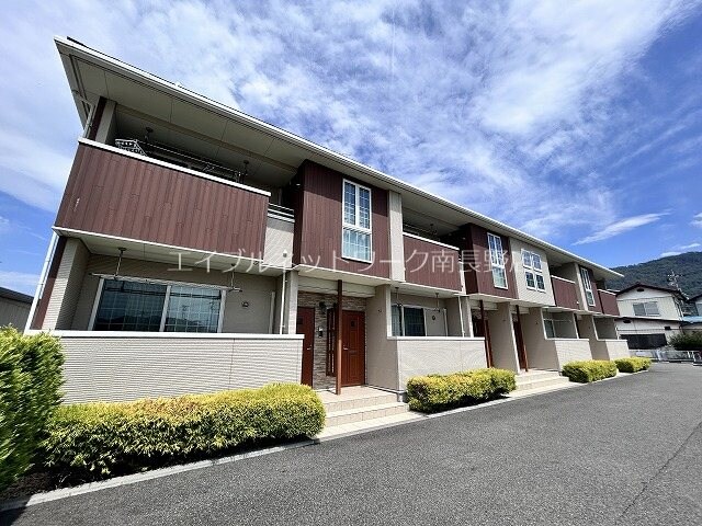 クリアネスIIの物件外観写真