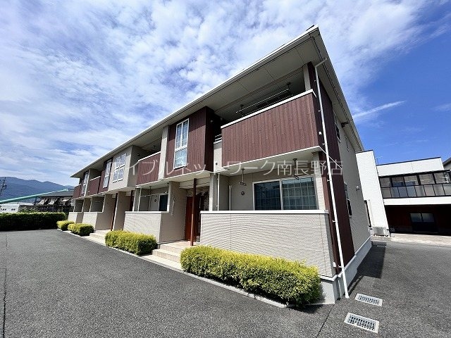 クリアネスIIの物件外観写真