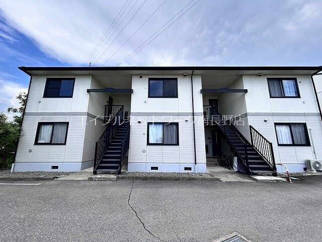 エル・プラド21Ｂ棟の物件外観写真