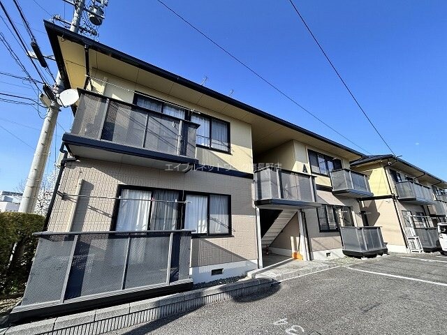 アベニューミキA棟の物件外観写真