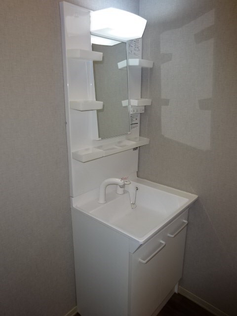 アベニューミキA棟の物件内観写真