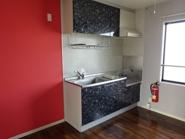 アベニューミキA棟の物件内観写真