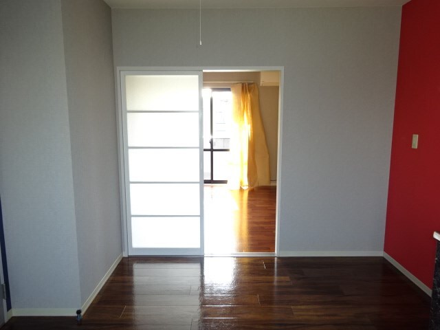 アベニューミキA棟の物件内観写真