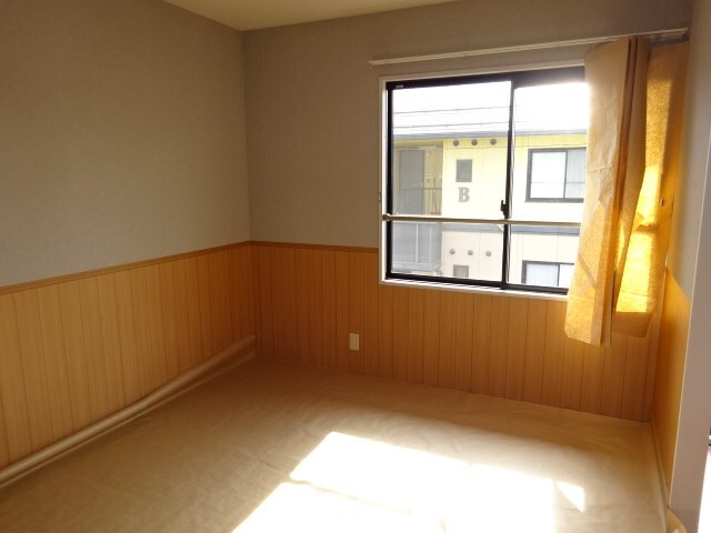 アベニューミキA棟の物件内観写真