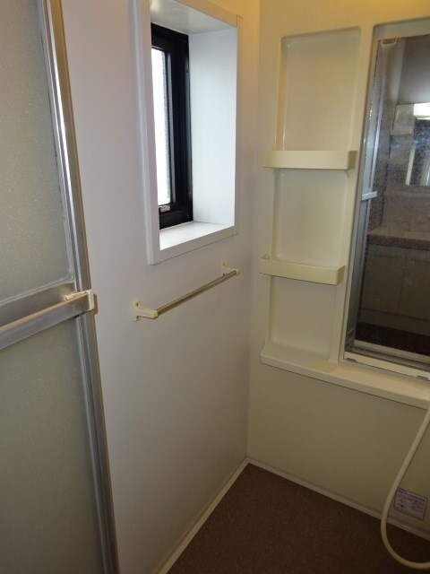 アベニューミキA棟の物件内観写真